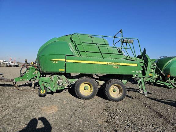 Image of John Deere L341 equipment image 1