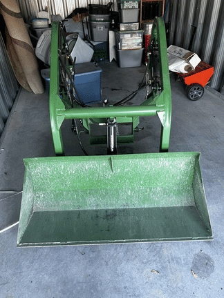 Main image Little Buck Loader Little Bull Loader