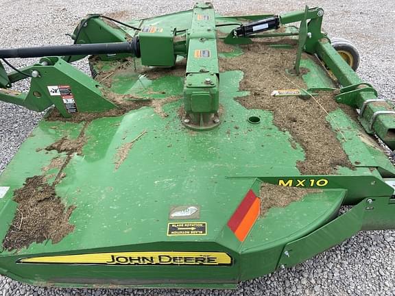 Image of John Deere MX10 equipment image 3