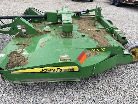 Image of John Deere MX10 equipment image 2