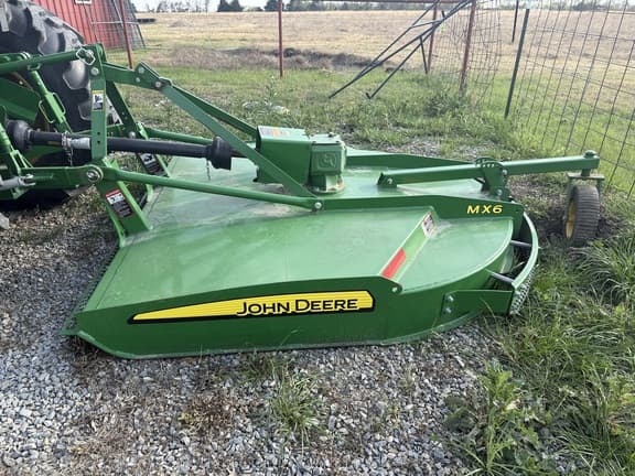 Image of John Deere MX6 equipment image 2