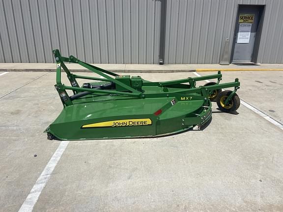 Image of John Deere MX7 Primary image