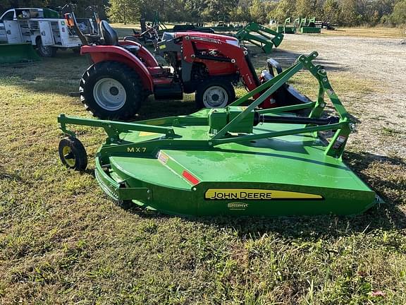 Image of John Deere MX7 equipment image 2