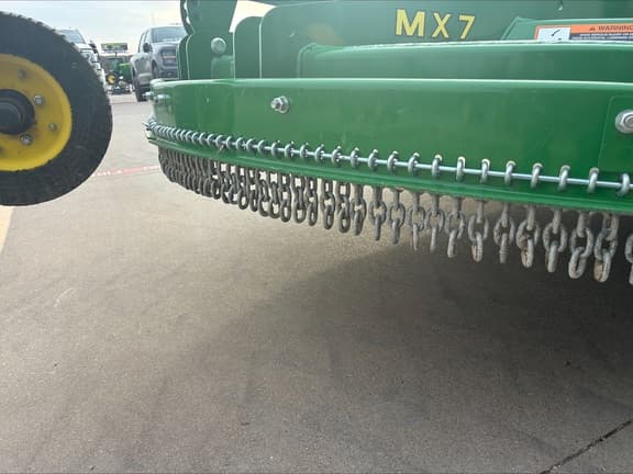 Image of John Deere MX7 equipment image 4