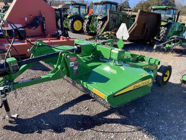 Image of John Deere MX8 equipment image 1