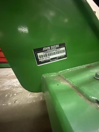 Image of John Deere MX8 equipment image 1