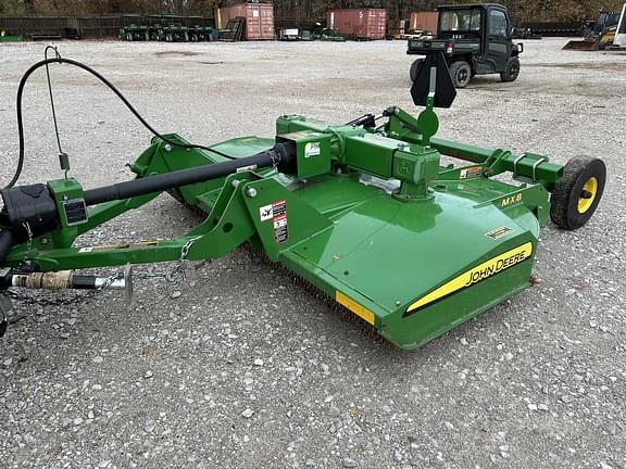 Image of John Deere MX8 equipment image 1