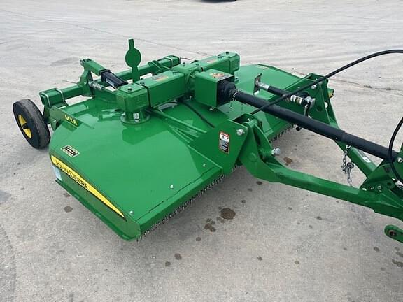 Image of John Deere MX8 equipment image 1