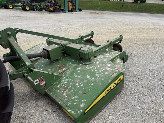 Image of John Deere MX8 equipment image 4