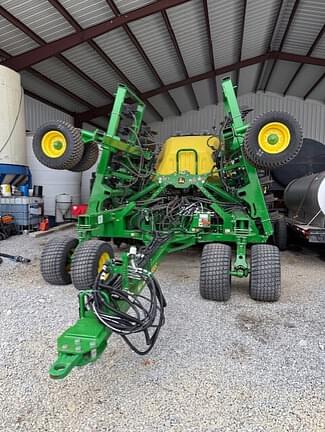 Image of John Deere N530C equipment image 4