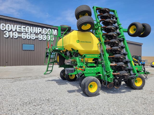 Image of John Deere N540C equipment image 2