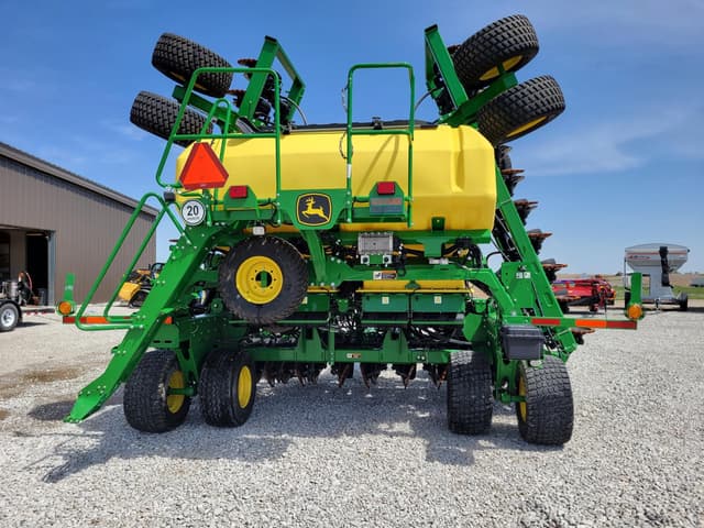 Image of John Deere N540C equipment image 3