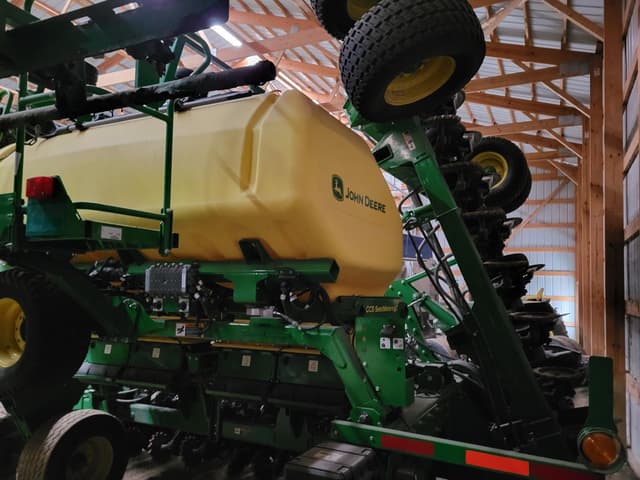 Image of John Deere N540C equipment image 3