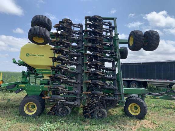 Image of John Deere N540C equipment image 1