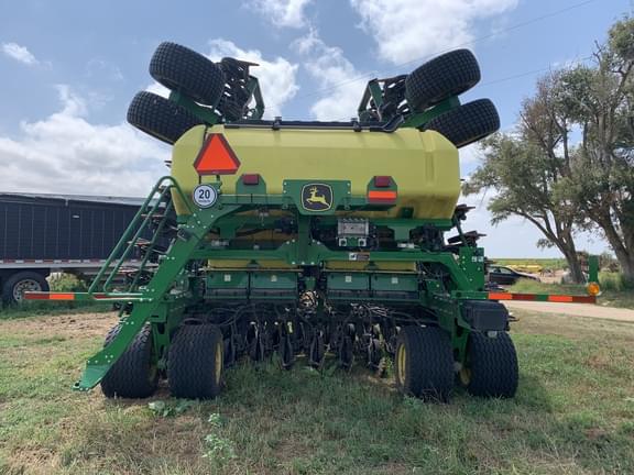 Image of John Deere N540C equipment image 3