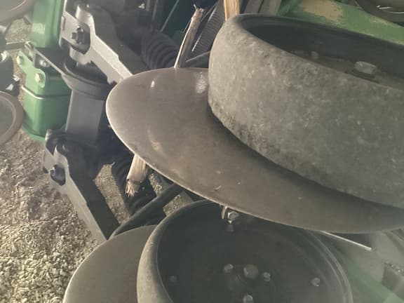 Image of John Deere N540C equipment image 3