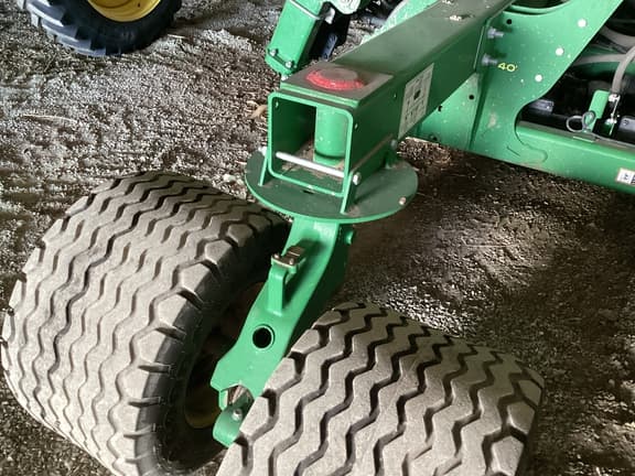 Image of John Deere N540C equipment image 1