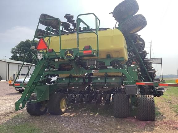 Image of John Deere N540C equipment image 1