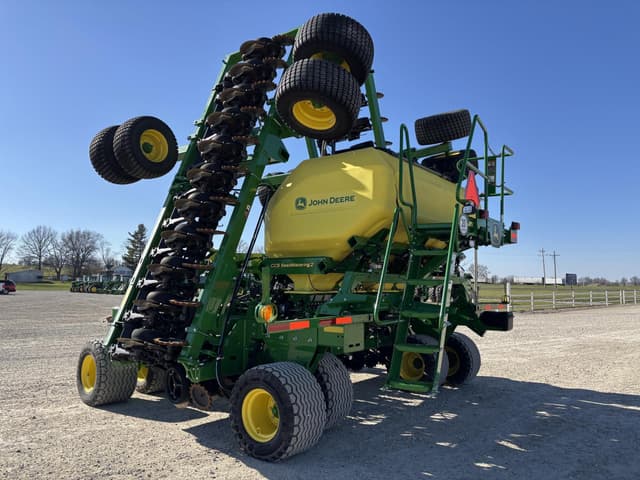 Image of John Deere N542C equipment image 2