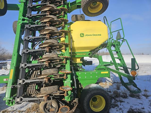 Image of John Deere N542C equipment image 2