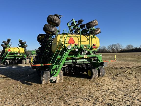 Image of John Deere N542C equipment image 4