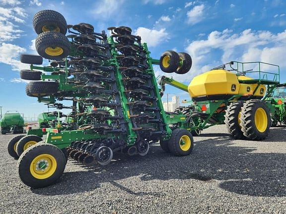 Image of John Deere N550 equipment image 4