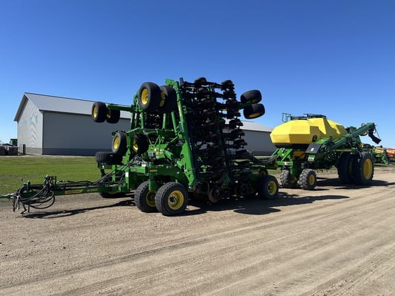 Main image John Deere N550
