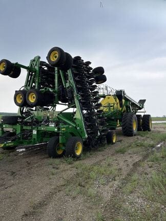 2022 John Deere C650 Equipment Image0