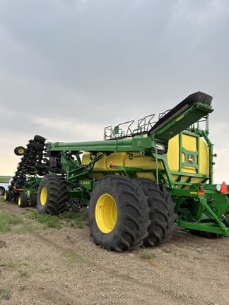Image of John Deere C650 equipment image 1