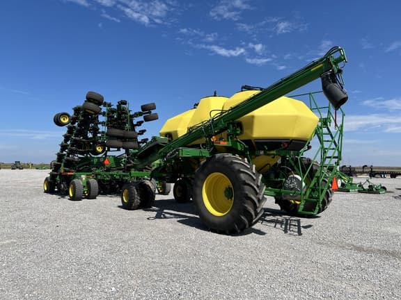 Image of John Deere N560 equipment image 3