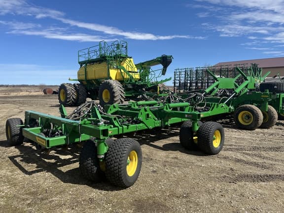Image of John Deere N560 equipment image 4