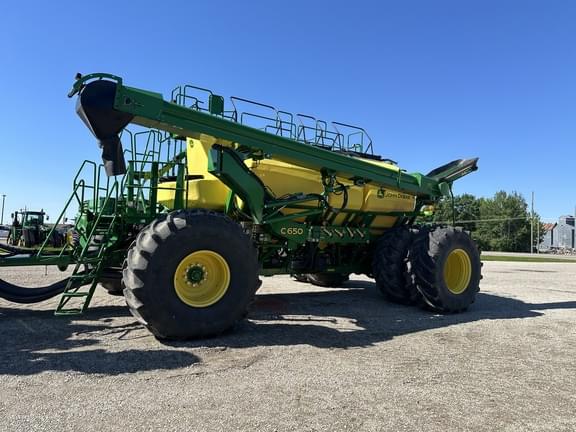 Image of John Deere N560 equipment image 1