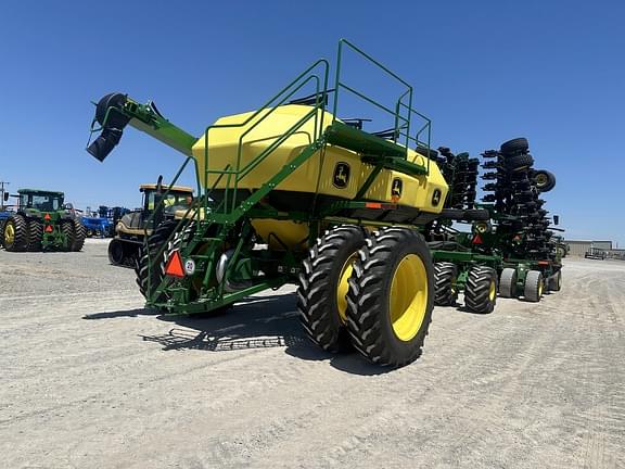 Image of John Deere N560 equipment image 4