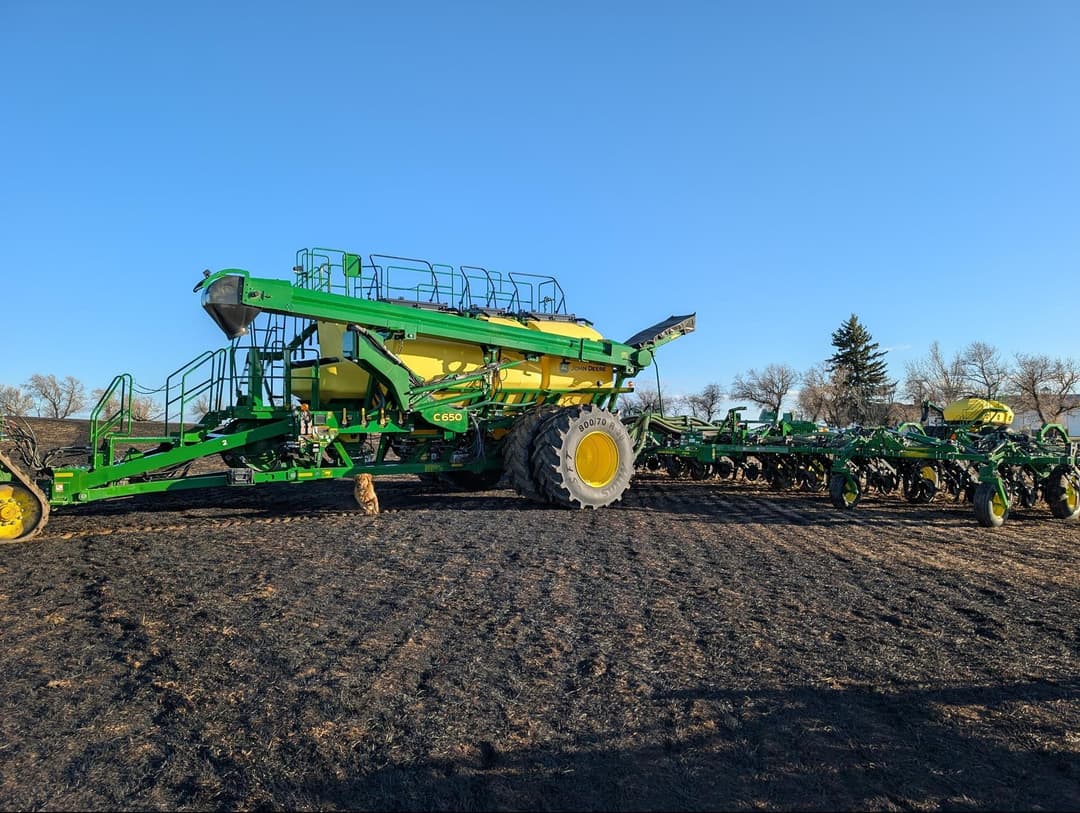 Image of John Deere P556 Image 1