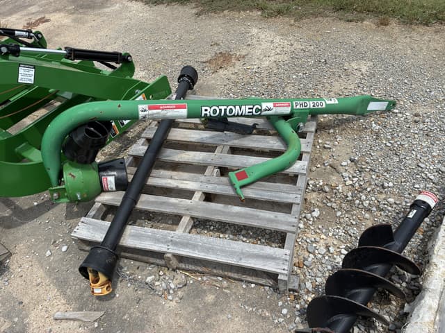 Image of John Deere PHD200 equipment image 1