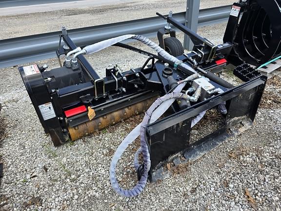 Image of John Deere PR72B equipment image 2