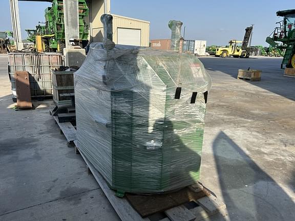 Image of John Deere Pro 16HS equipment image 2