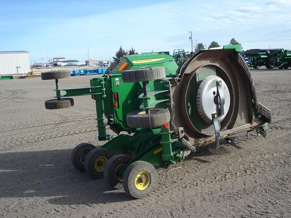 Image of John Deere R15 equipment image 3