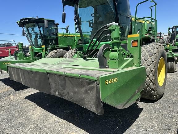 Image of John Deere R400 equipment image 2