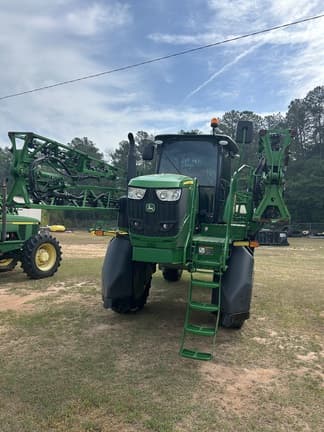 Image of John Deere R4023 equipment image 1