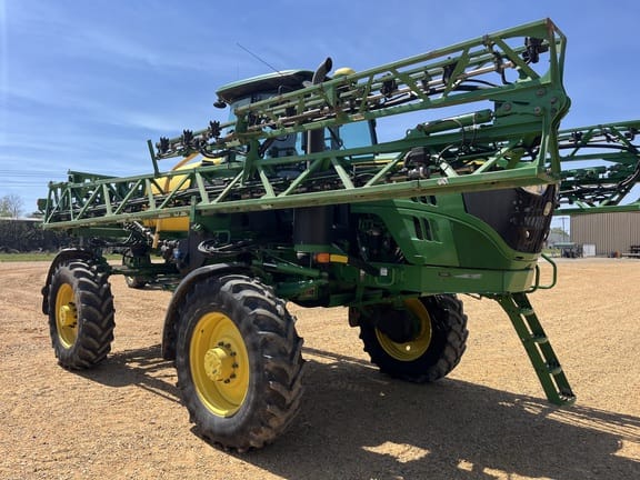 2022 John Deere R4023 Equipment Image0