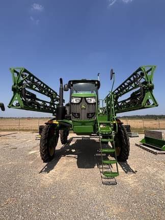 Image of John Deere R4023 equipment image 1
