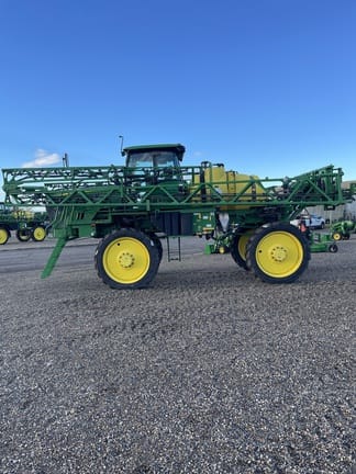 2022 John Deere R4023 Equipment Image0