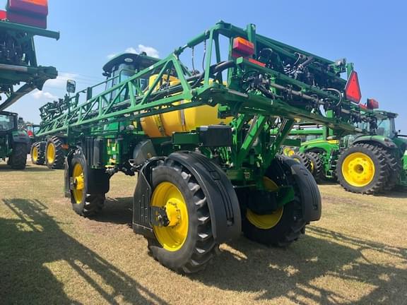 Image of John Deere R4023 equipment image 2