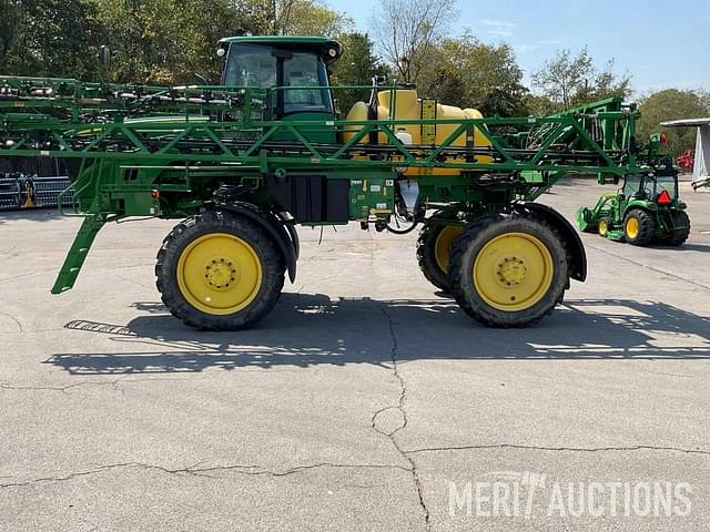 Image of John Deere R4023 equipment image 2