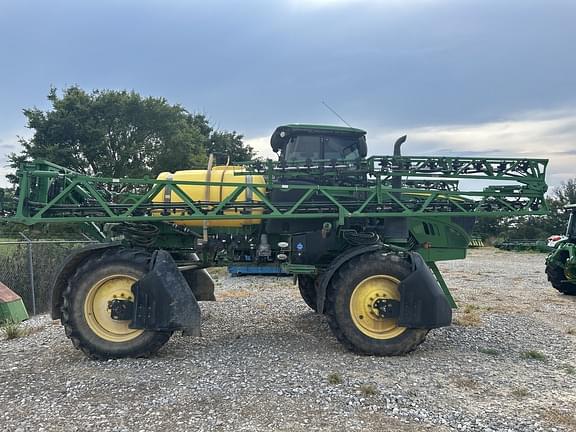 Image of John Deere R4023 equipment image 4