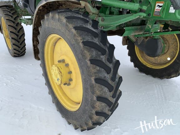 Image of John Deere R4023 equipment image 4
