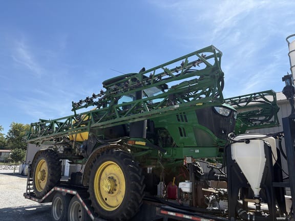 2022 John Deere R4023 Equipment Image0