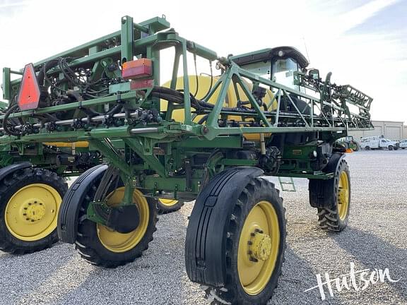 Image of John Deere R4023 equipment image 3