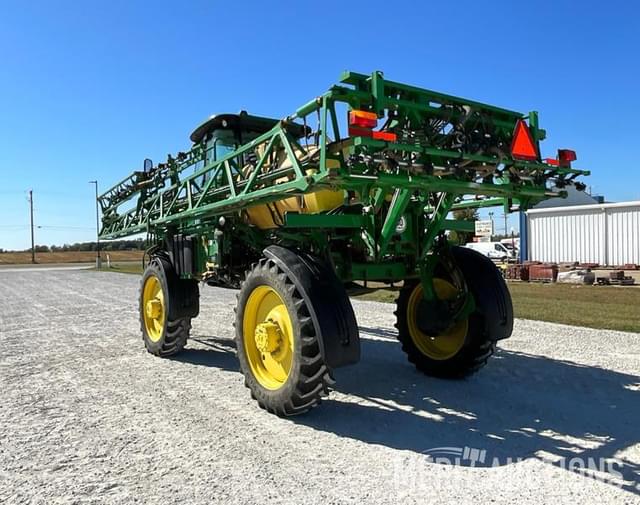 Image of John Deere R4023 equipment image 2